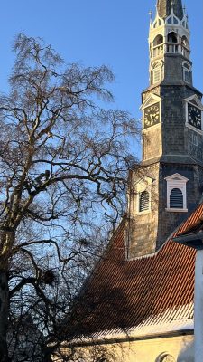 Kirchturm der St.-Jürgen-Kirche in Heide in Dithmarschen