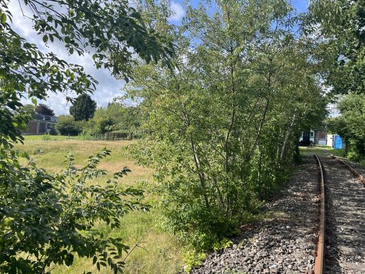 Schienen der Marschenbahn kurz vor der Station St. Michaelisdonn